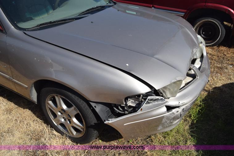 image for item K2913 2002 Mazda 626