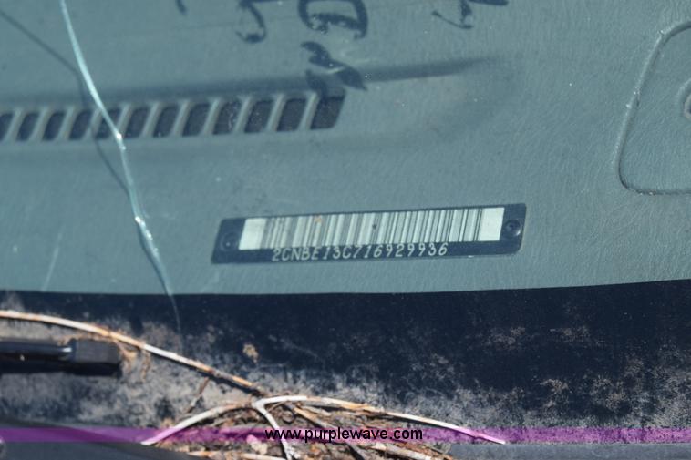 image for item K2917 2001 Chevrolet Tracker SUV