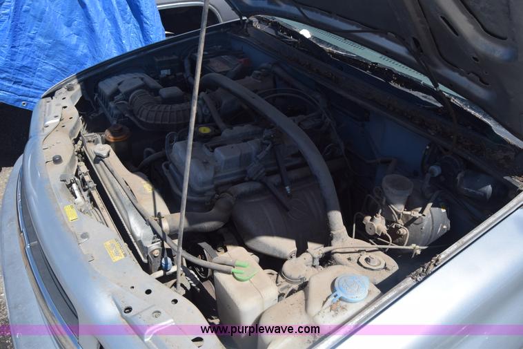 image for item K2917 2001 Chevrolet Tracker SUV