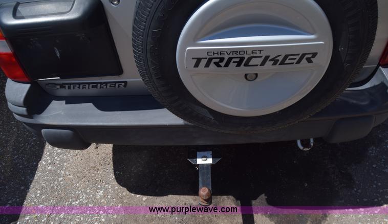 image for item K2917 2001 Chevrolet Tracker SUV