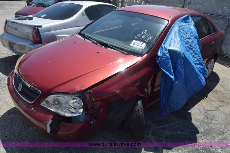 image for item K2918 2007 Suzuki Forenza