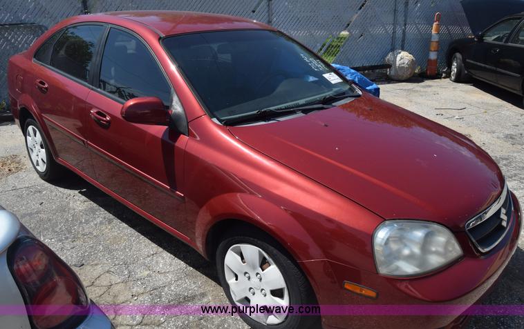 image for item K2918 2007 Suzuki Forenza