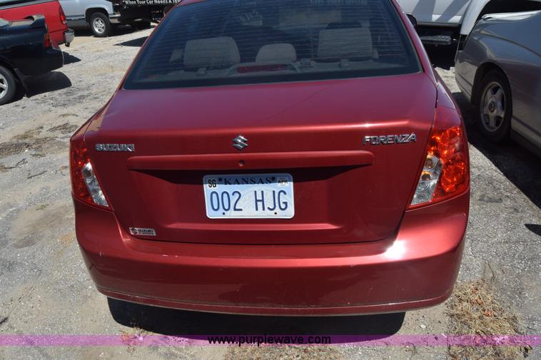 image for item K2918 2007 Suzuki Forenza