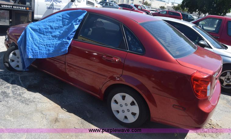 image for item K2918 2007 Suzuki Forenza