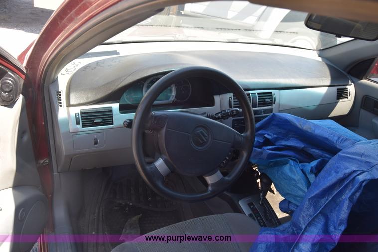 image for item K2918 2007 Suzuki Forenza