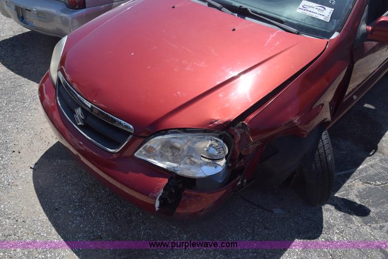 image for item K2918 2007 Suzuki Forenza