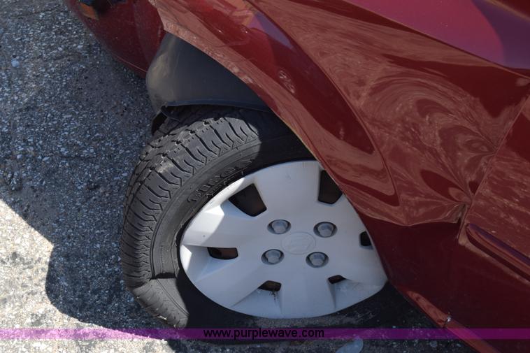 image for item K2918 2007 Suzuki Forenza