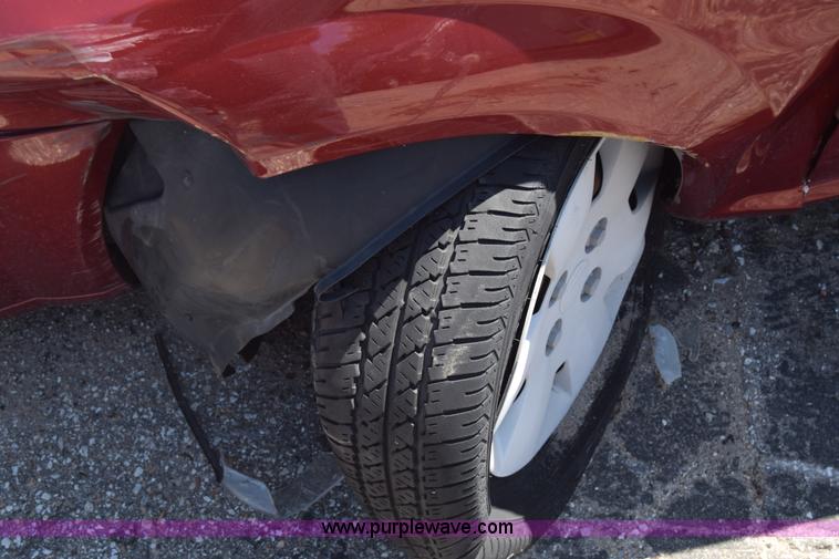 image for item K2918 2007 Suzuki Forenza