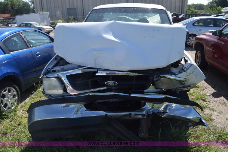 image for item K2921 1997 Ford F150 pickup truck