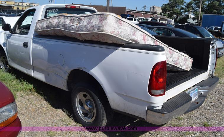 image for item K2921 1997 Ford F150 pickup truck