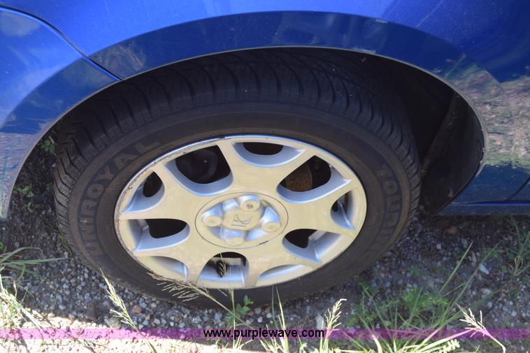 image for item K2922 2003 Saturn Ion