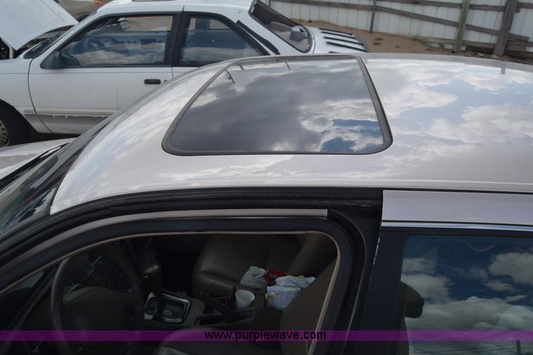 image for item K2936 1997 Toyota Camry