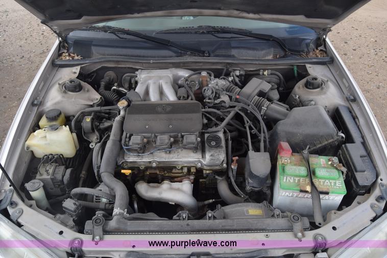 image for item K2936 1997 Toyota Camry