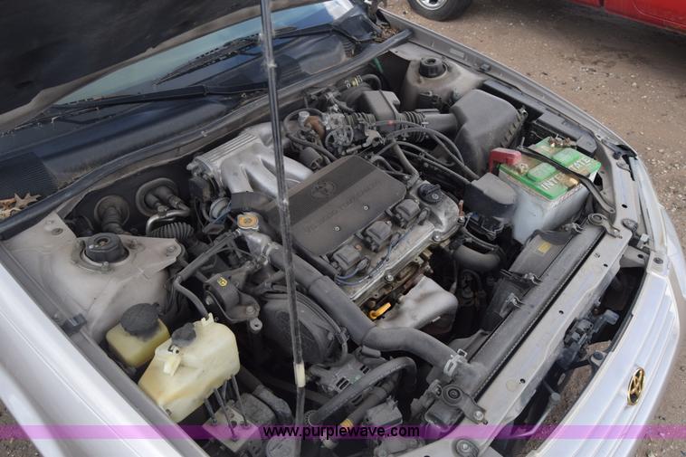 image for item K2936 1997 Toyota Camry