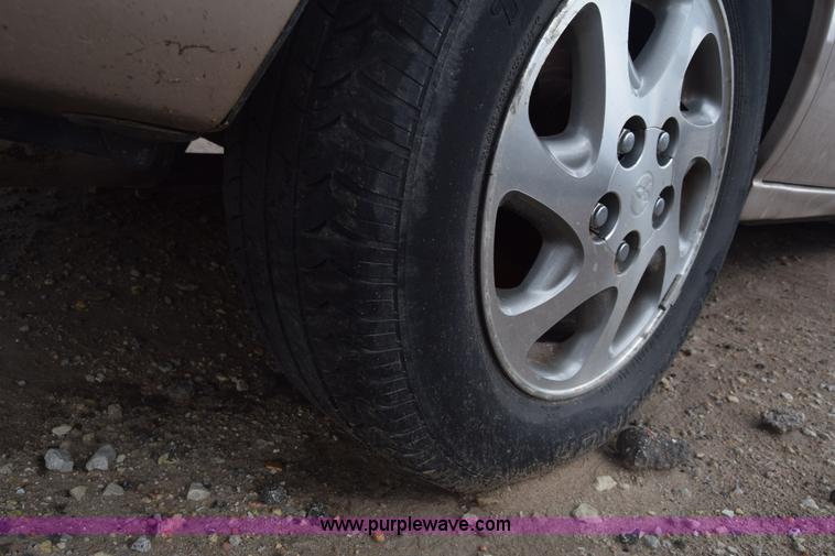 image for item K2936 1997 Toyota Camry