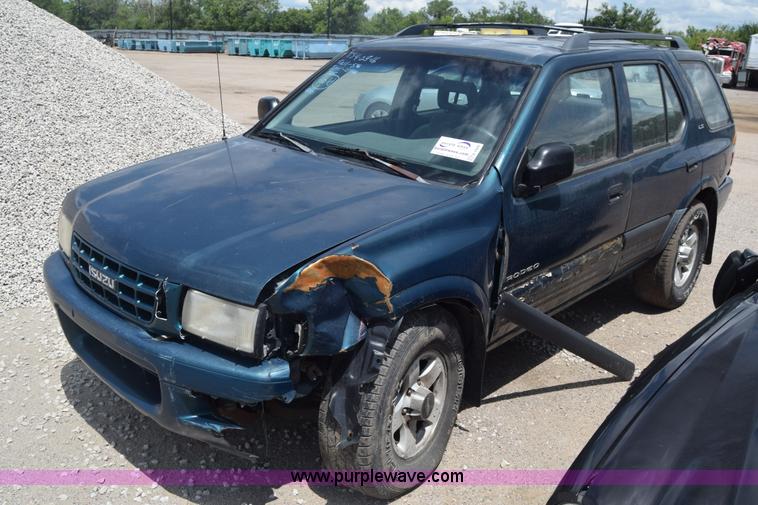 image for item K2940 1999 Isuzu Rodeo SUV