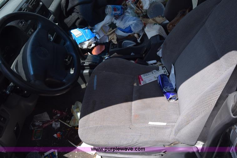 image for item K2940 1999 Isuzu Rodeo SUV