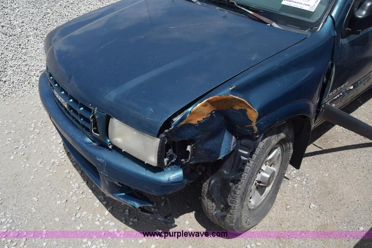 image for item K2940 1999 Isuzu Rodeo SUV