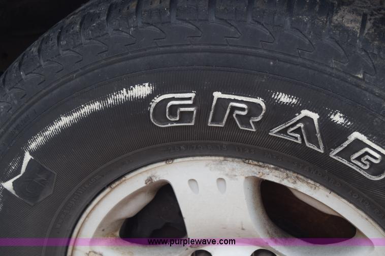 image for item K2940 1999 Isuzu Rodeo SUV