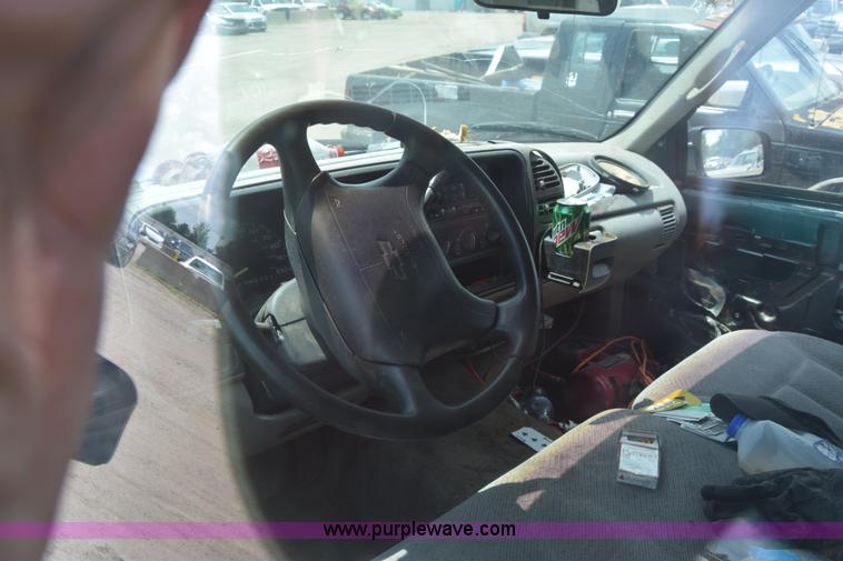 image for item K2945 1995 Chevrolet 1500 pickup truck