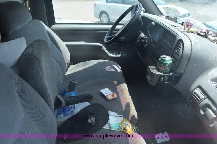 image for item K2945 1995 Chevrolet 1500 pickup truck