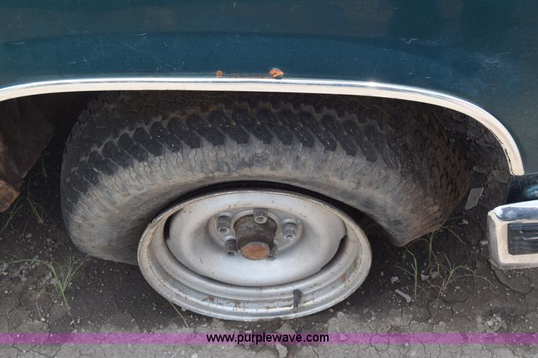 image for item K2945 1995 Chevrolet 1500 pickup truck