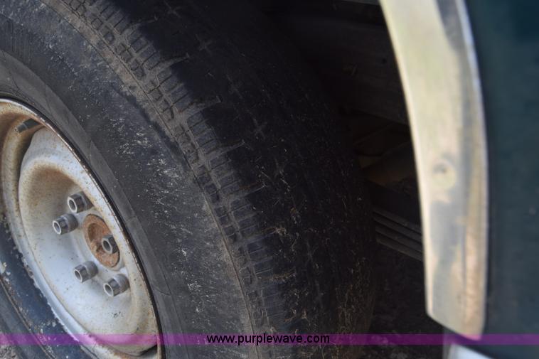 image for item K2945 1995 Chevrolet 1500 pickup truck