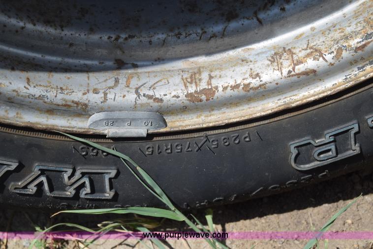 image for item K2945 1995 Chevrolet 1500 pickup truck