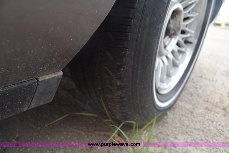 image for item K2946 1996 Lincoln Town Car