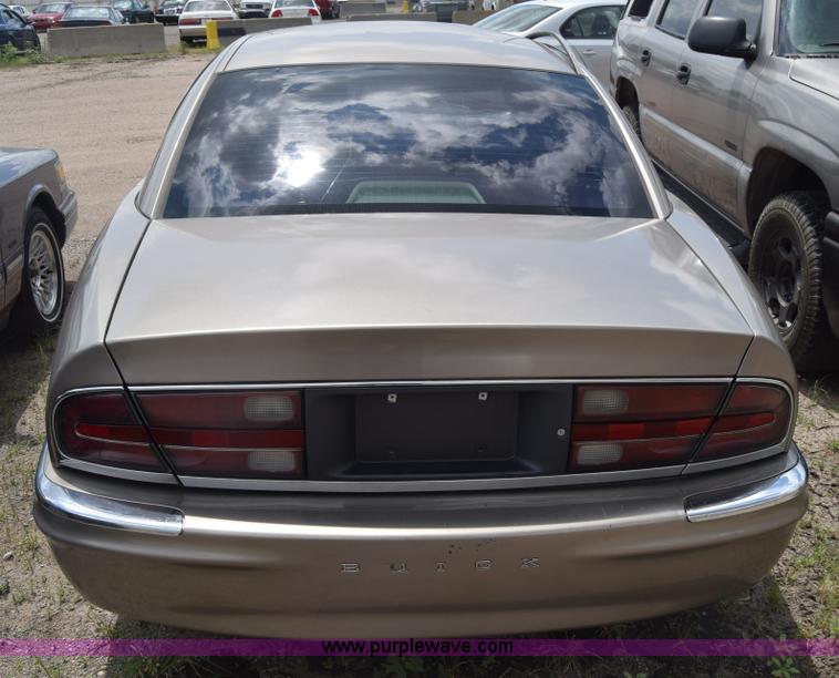 image for item K2947 2002 Buick Park Avenue