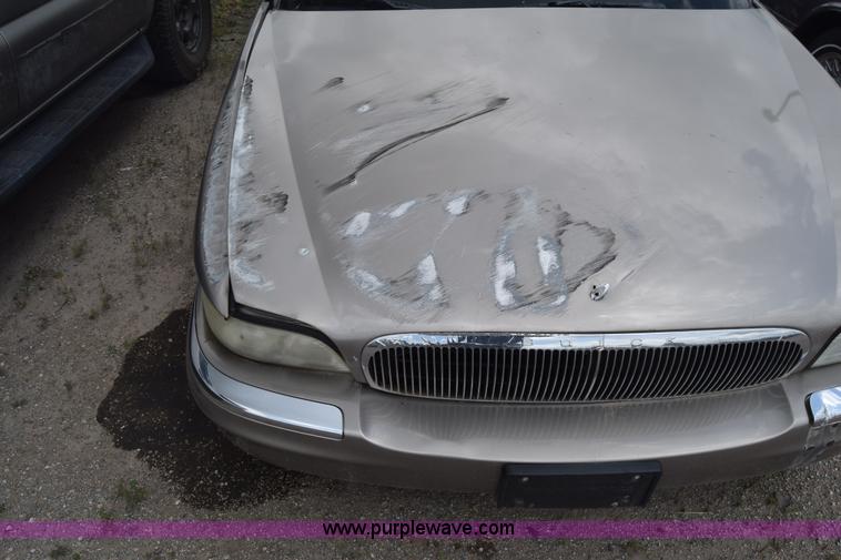 image for item K2947 2002 Buick Park Avenue