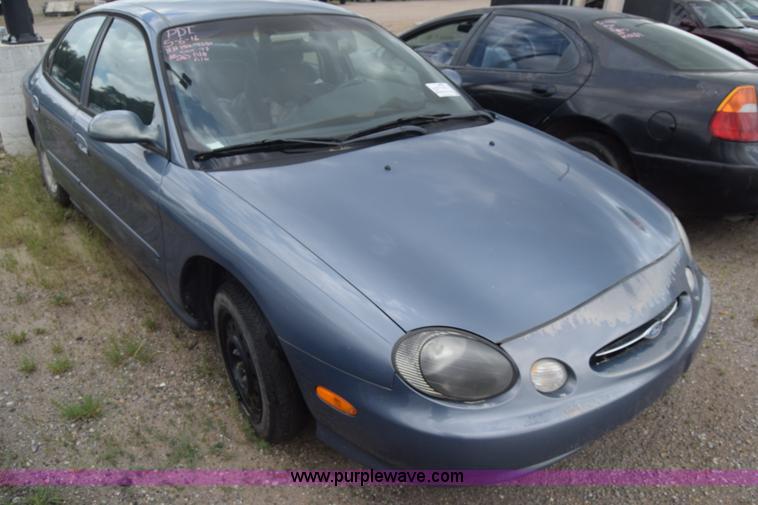 image for item K2956 1999 Ford Taurus