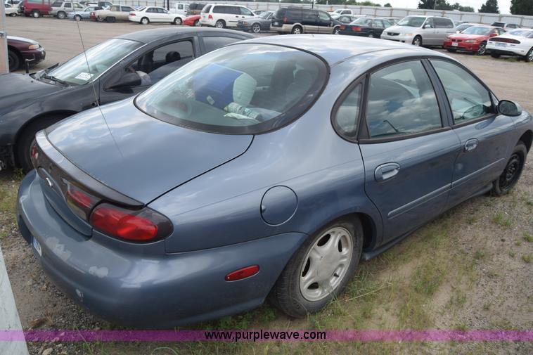 image for item K2956 1999 Ford Taurus