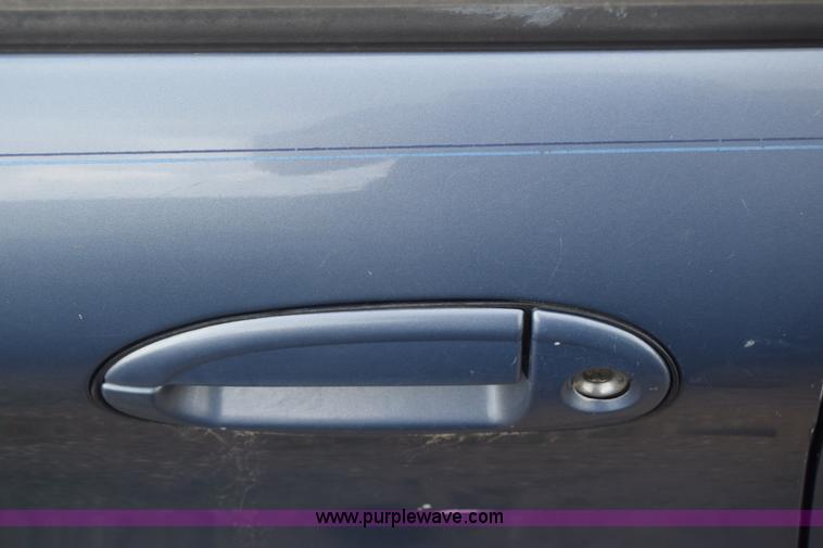 image for item K2956 1999 Ford Taurus