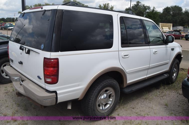image for item K2957 1997 Ford Expedition SUV