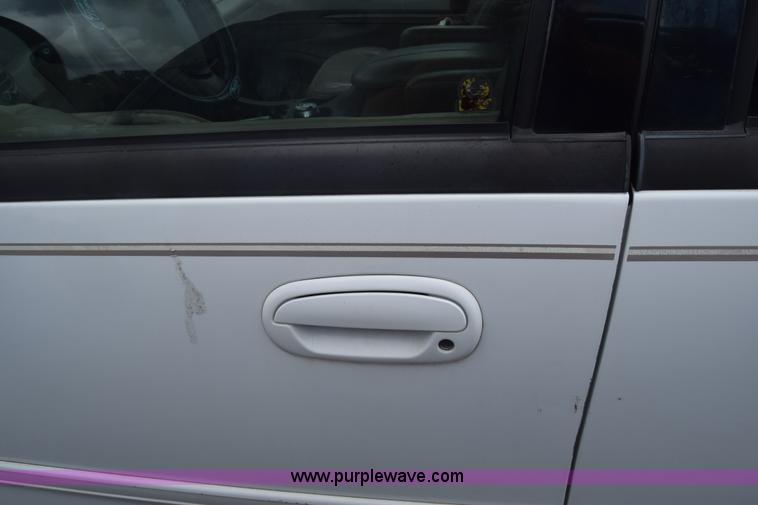 image for item K2957 1997 Ford Expedition SUV