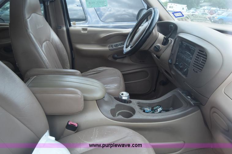 image for item K2957 1997 Ford Expedition SUV