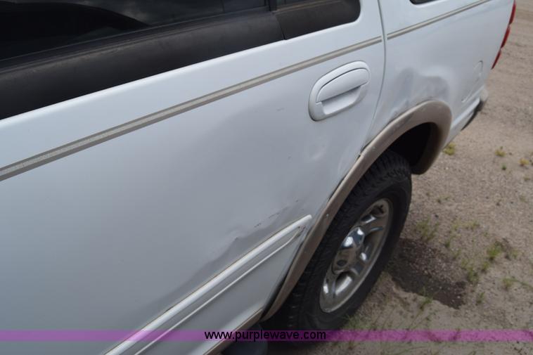 image for item K2957 1997 Ford Expedition SUV