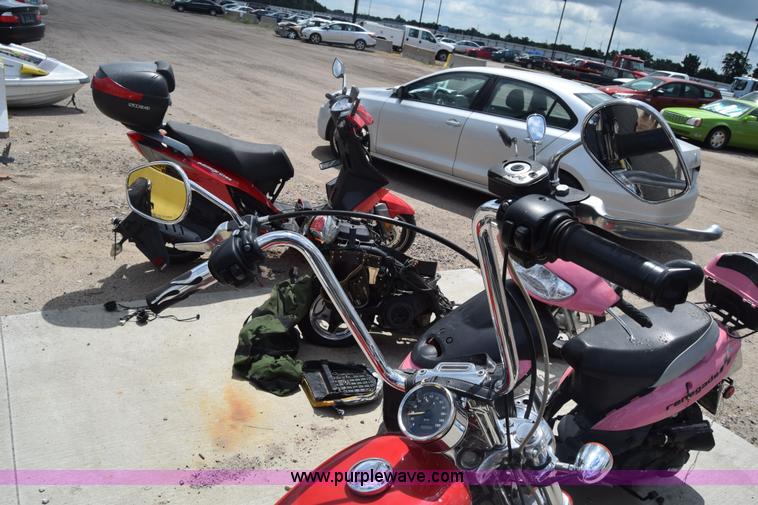 image for item K2960 2002 Harley Davidson XL1200C Sportster motorcycle