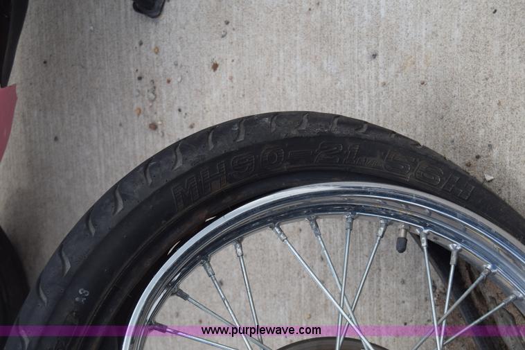 image for item K2960 2002 Harley Davidson XL1200C Sportster motorcycle