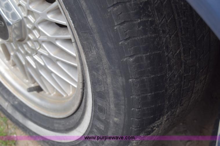 image for item K2962 1992 Lincoln Town Car Executive