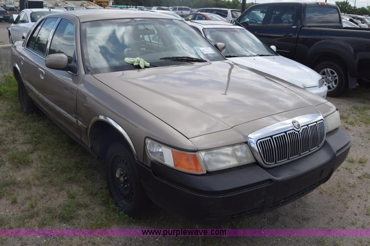 image for item K2964 2002 Mercury Grand Marquis