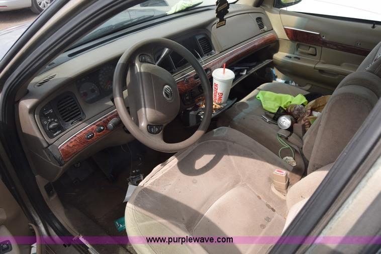 image for item K2964 2002 Mercury Grand Marquis