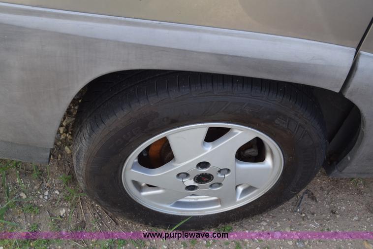 image for item K2966 2001 Pontiac Aztek SUV