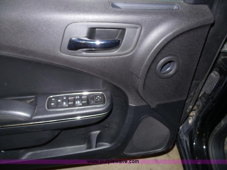 image for item J4008 2014 Dodge Charger Police