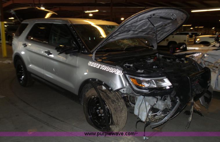 image for item J4009 2016 Ford Explorer Police SUV