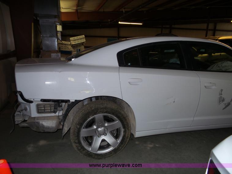 image for item J4010 2014 Dodge Charger Police