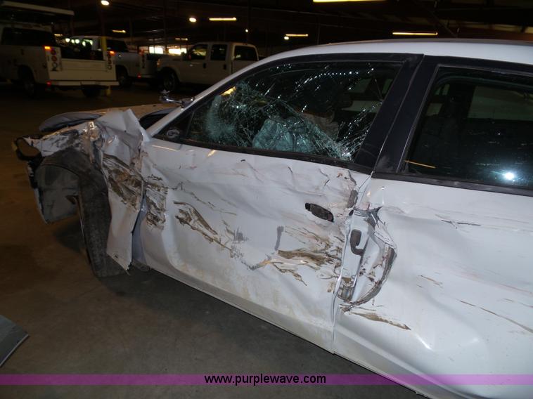 image for item J4010 2014 Dodge Charger Police