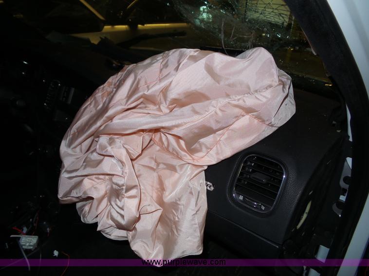 image for item J4010 2014 Dodge Charger Police