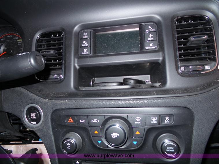 image for item J4010 2014 Dodge Charger Police